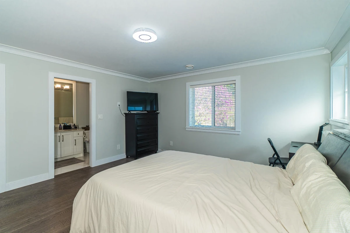 Hallway Photo of 5029 Marine Drive, Burnaby, BC