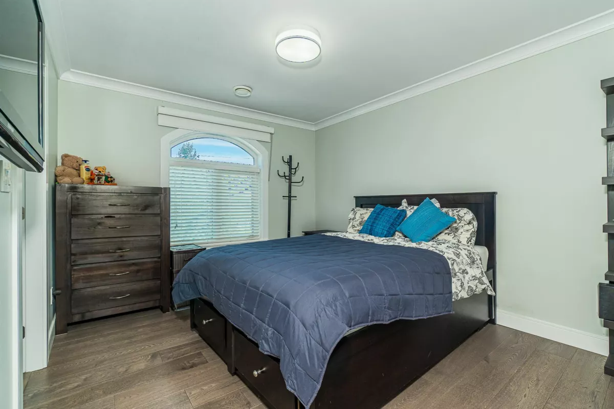 Outdoor Patio Photo of 5029 Marine Drive, Burnaby, BC