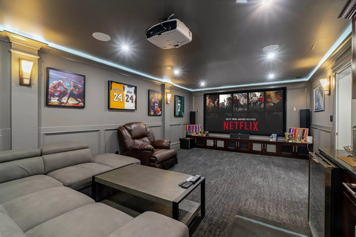 Swimming Pool Photo of 5029 Marine Drive, Burnaby, BC