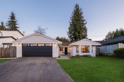 20484 88a Avenue, Langley, BC, Langley — Single Family Residence for sale