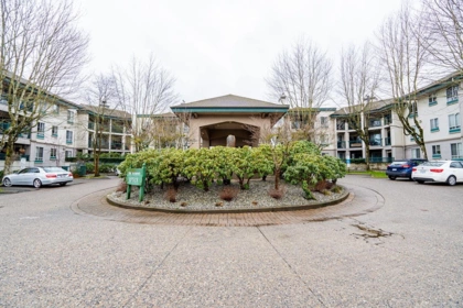 207 19528 Fraser Highway, Surrey, BC, Surrey — Apartment/Condo for sale