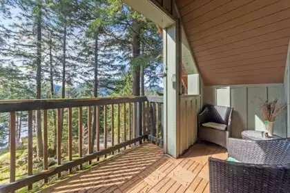 269 David Road, Bowen Island, BC, Bowen Island — Single Family Residence for sale
