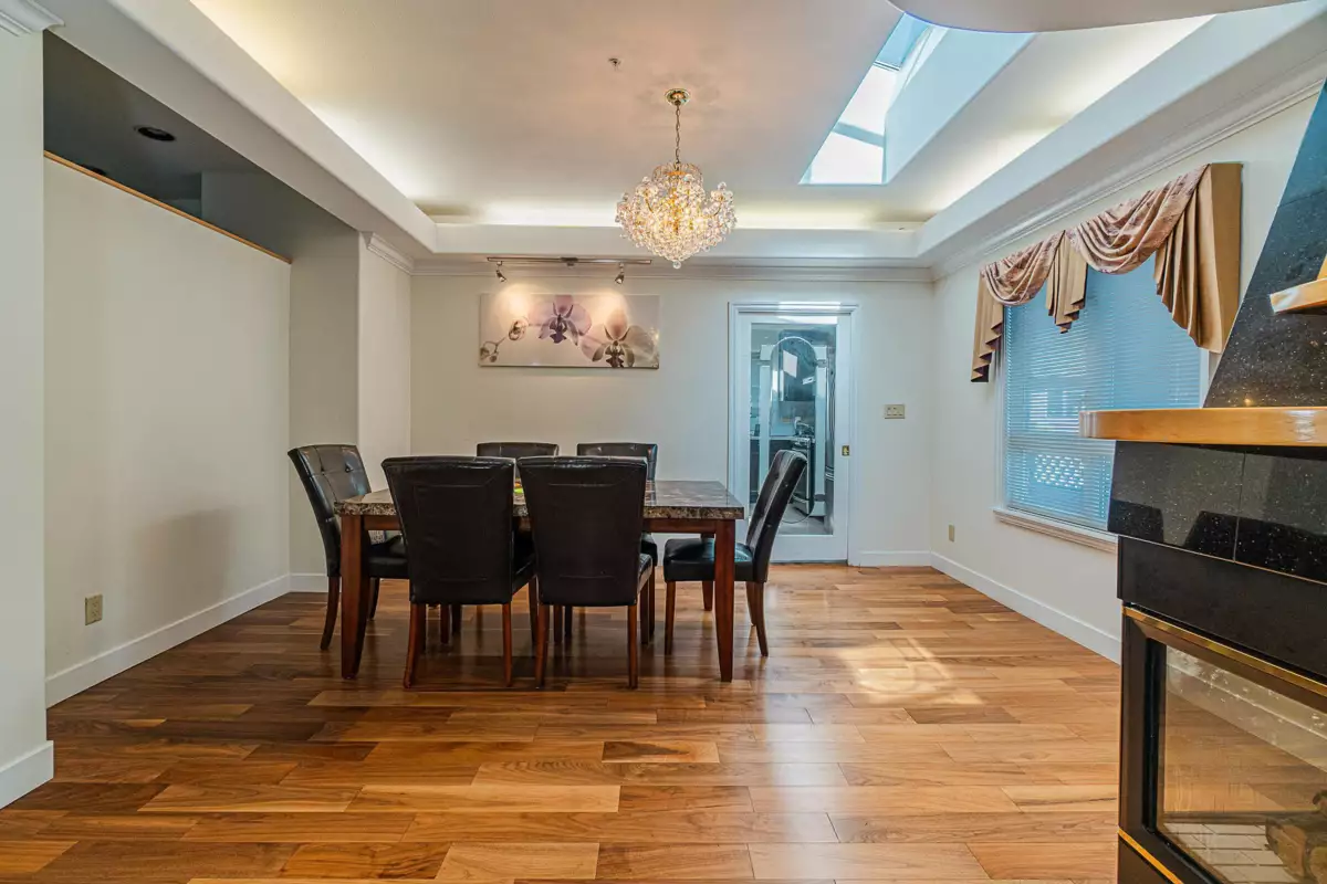 Dining Area Photo of 7736 Jasper Crescent, Vancouver, BC