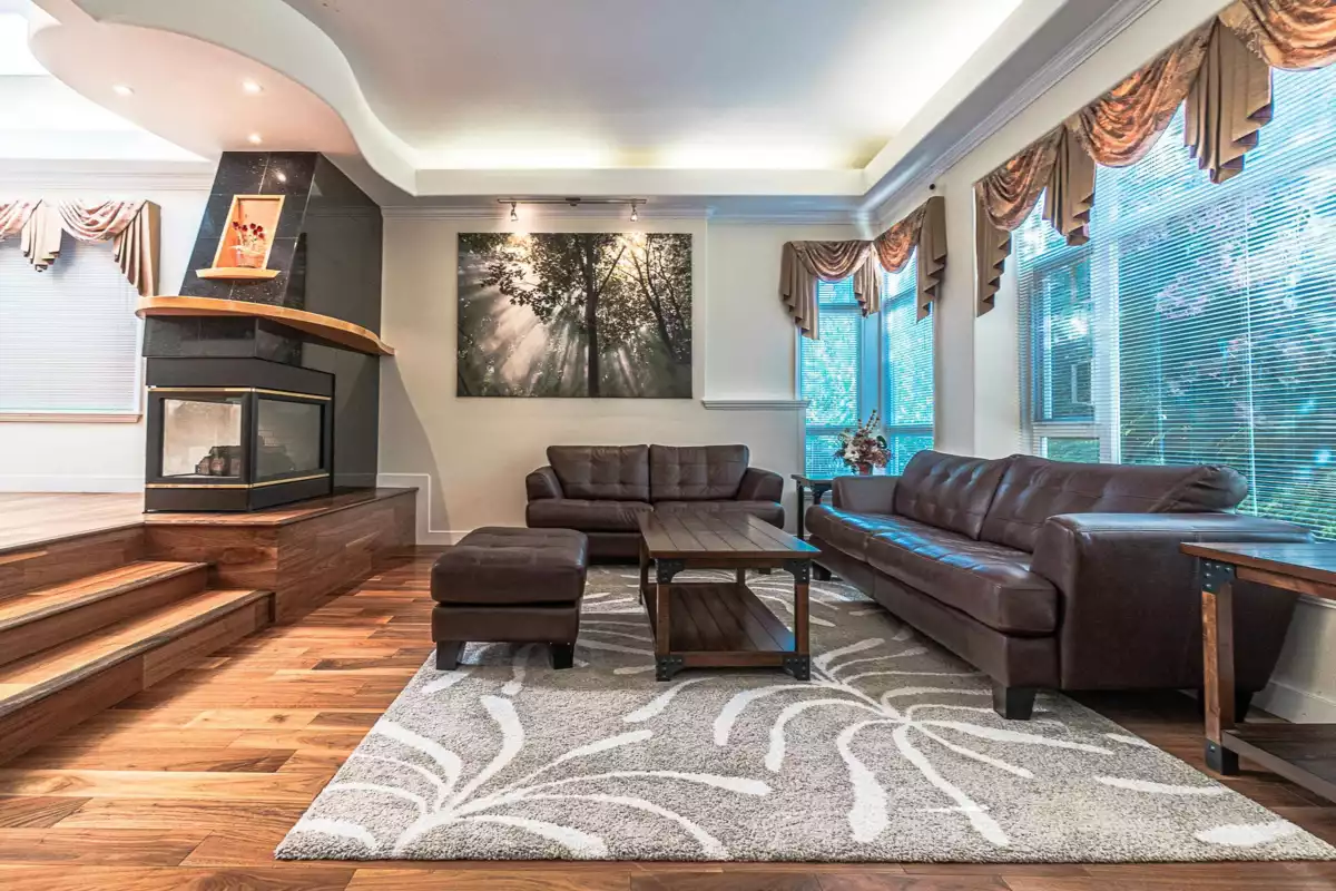 Living Room Photo of 7736 Jasper Crescent, Vancouver, BC