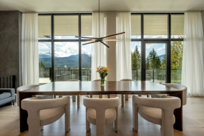 8504 Drifter Way, Whistler, BC, Whistler — Single Family Residence for sale