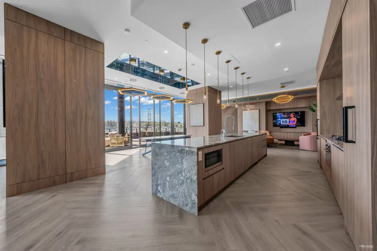 Backyard Photo of 2308 2186 Gilmore Avenue, Burnaby, BC