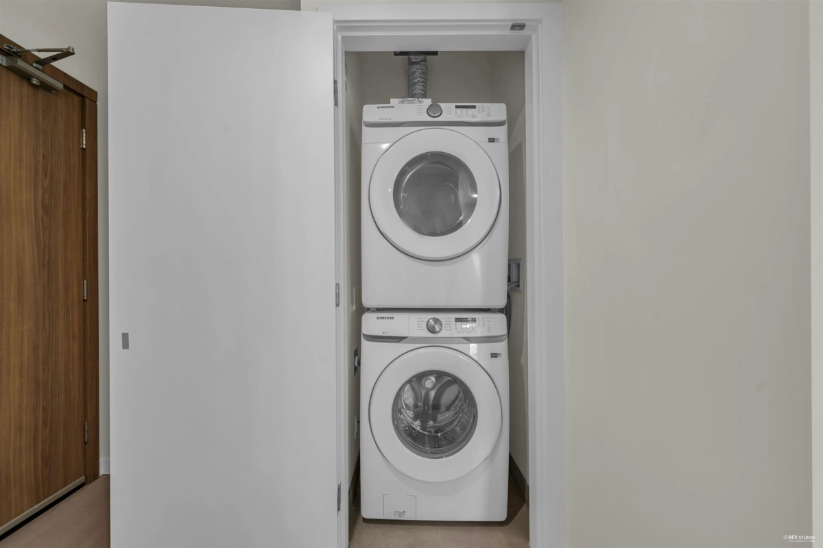 Breakfast Nook Photo of 2308 2186 Gilmore Avenue, Burnaby, BC