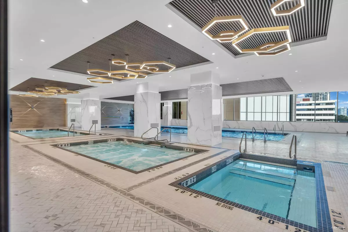 Entry Foyer Photo of 2308 2186 Gilmore Avenue, Burnaby, BC