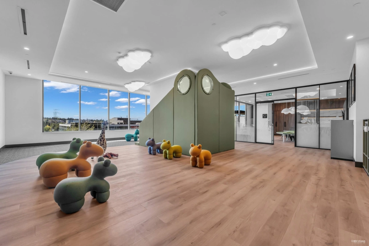 Hallway Photo of 2308 2186 Gilmore Avenue, Burnaby, BC