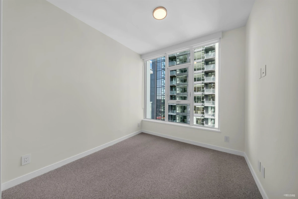 Kitchen Island Photo of 2308 2186 Gilmore Avenue, Burnaby, BC