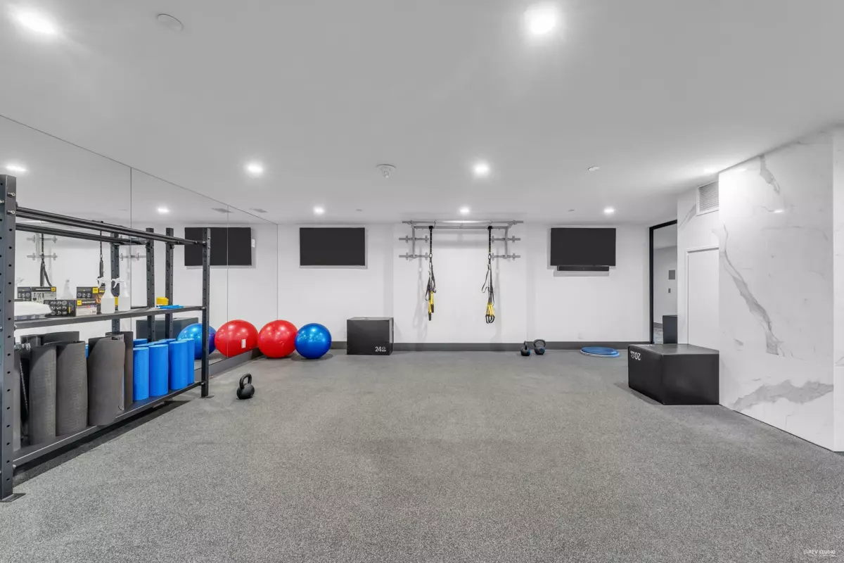 Mudroom Photo of 2308 2186 Gilmore Avenue, Burnaby, BC