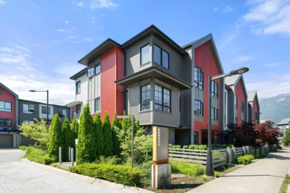 1363 Marinaside Place, Squamish, BC, Squamish — Townhouse for sale