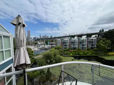 404 1551 Mariner Walk, Vancouver, BC, Vancouver — Apartment/Condo for sale