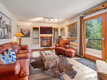 2316 Gondola Way, Whistler, BC, Whistler — Single Family Residence for sale