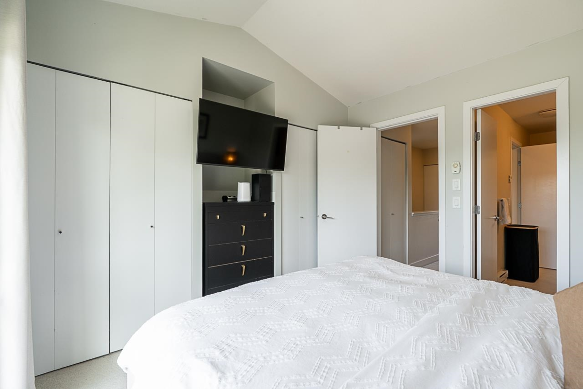 Basement Recreation Room Photo of 81 16222 23a Avenue, Surrey, BC