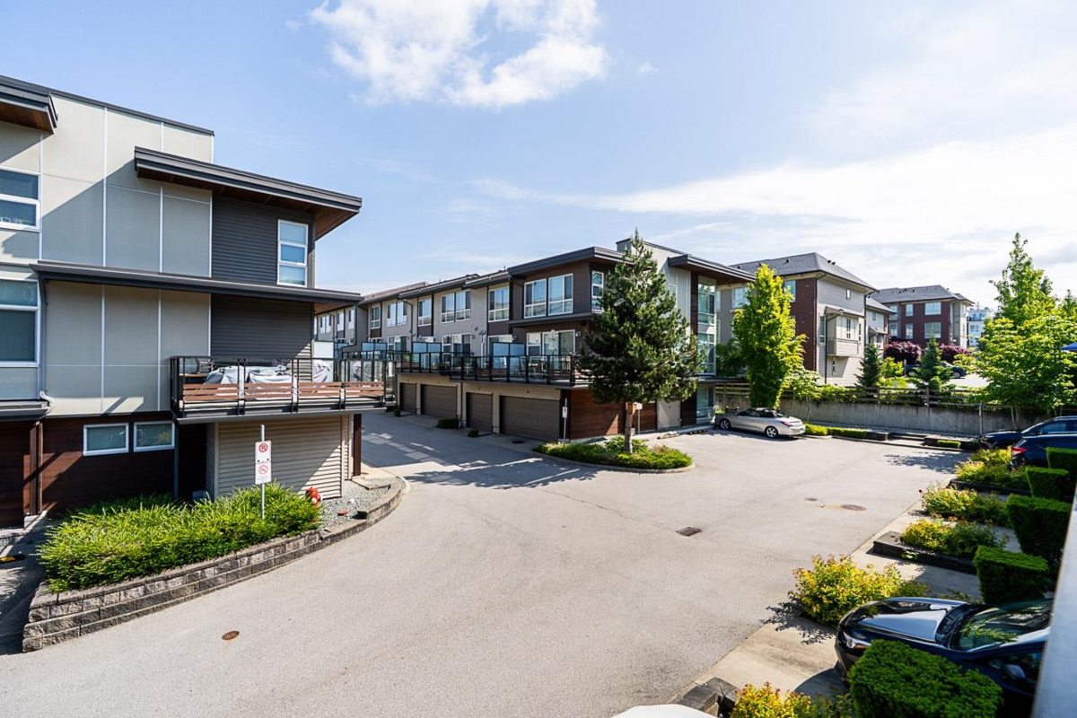 Guest Bathroom Photo of 81 16222 23a Avenue, Surrey, BC