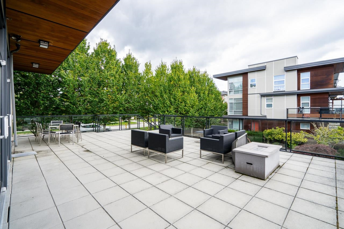 Neighborhood Park Photo Near 81 16222 23a Avenue, Surrey, BC