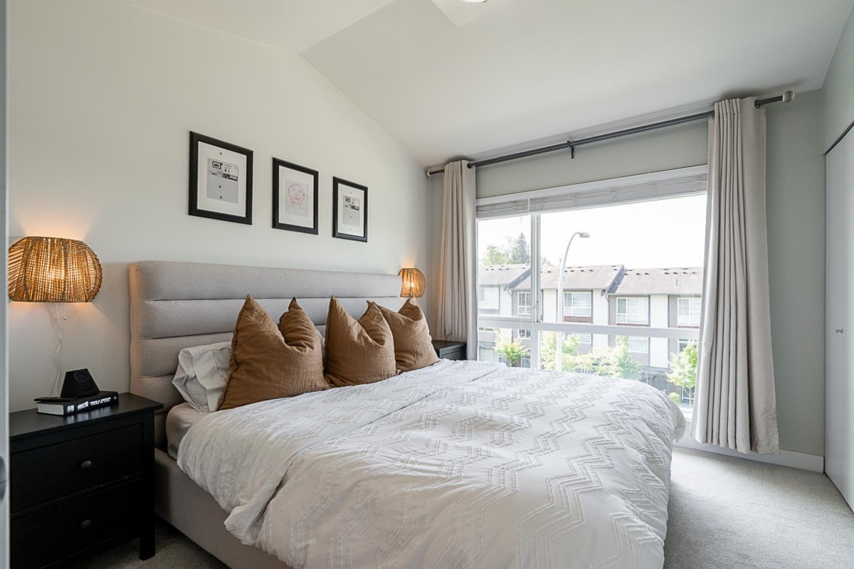 Office / Den Photo of 81 16222 23a Avenue, Surrey, BC