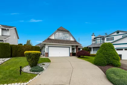 12235 Cypress Court, Pitt Meadows, BC, Pitt Meadows — Single Family Residence for sale