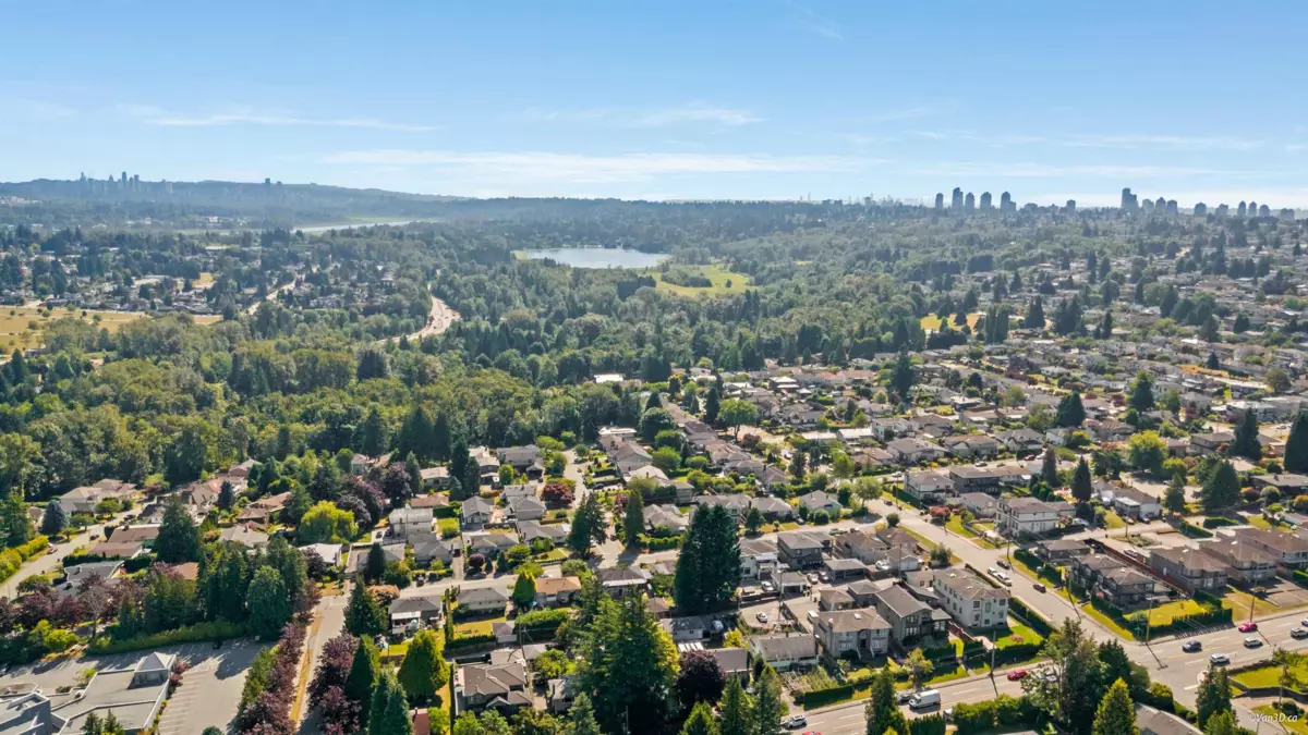 Family Room Photo of 5017 Pioneer Avenue, Burnaby, BC