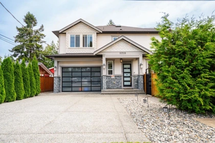 11708 Blakely Road, Pitt Meadows, BC, Pitt Meadows — Half Duplex for sale