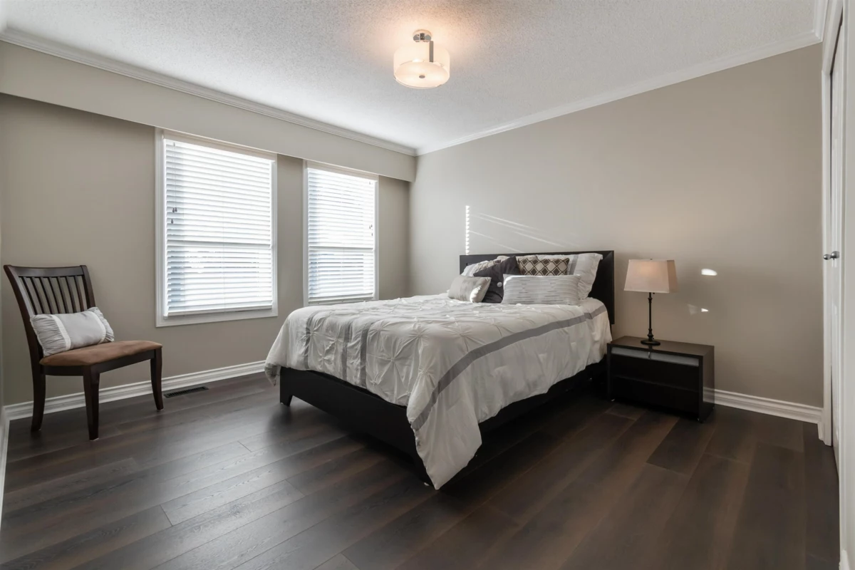 Basement Recreation Room Photo of 15531 Roper Avenue, White Rock, BC