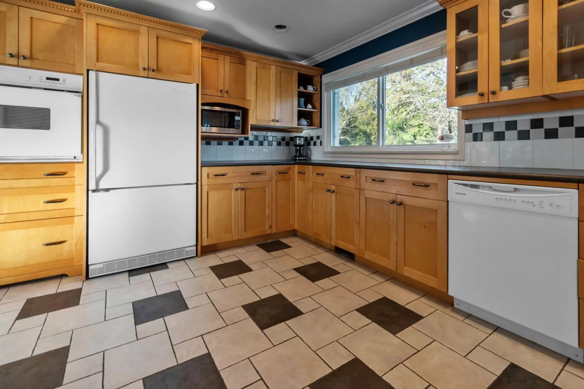 Bedroom 3 Photo of 15531 Roper Avenue, White Rock, BC