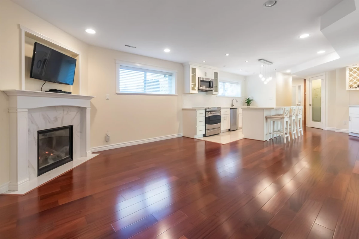 Outdoor Deck Photo of 15531 Roper Avenue, White Rock, BC