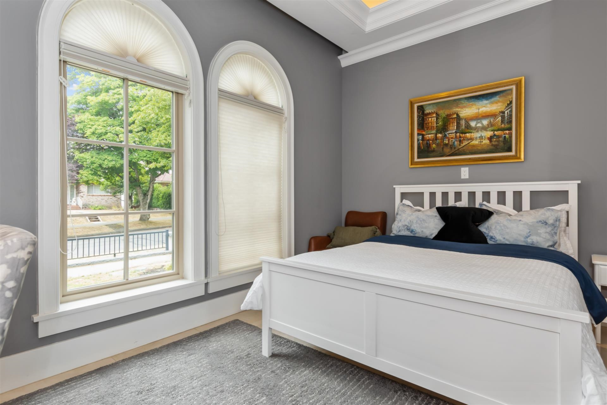 Kitchen Island Photo of 5578 Elizabeth Street, Vancouver, BC