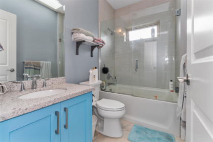 Mudroom Photo of 5578 Elizabeth Street, Vancouver, BC