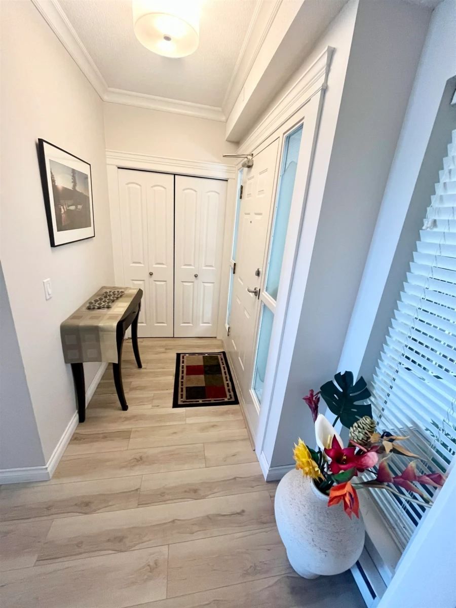 Basement Recreation Room Photo of 207 1120 Tsatsu Shores Drive, Tsawwassen, BC