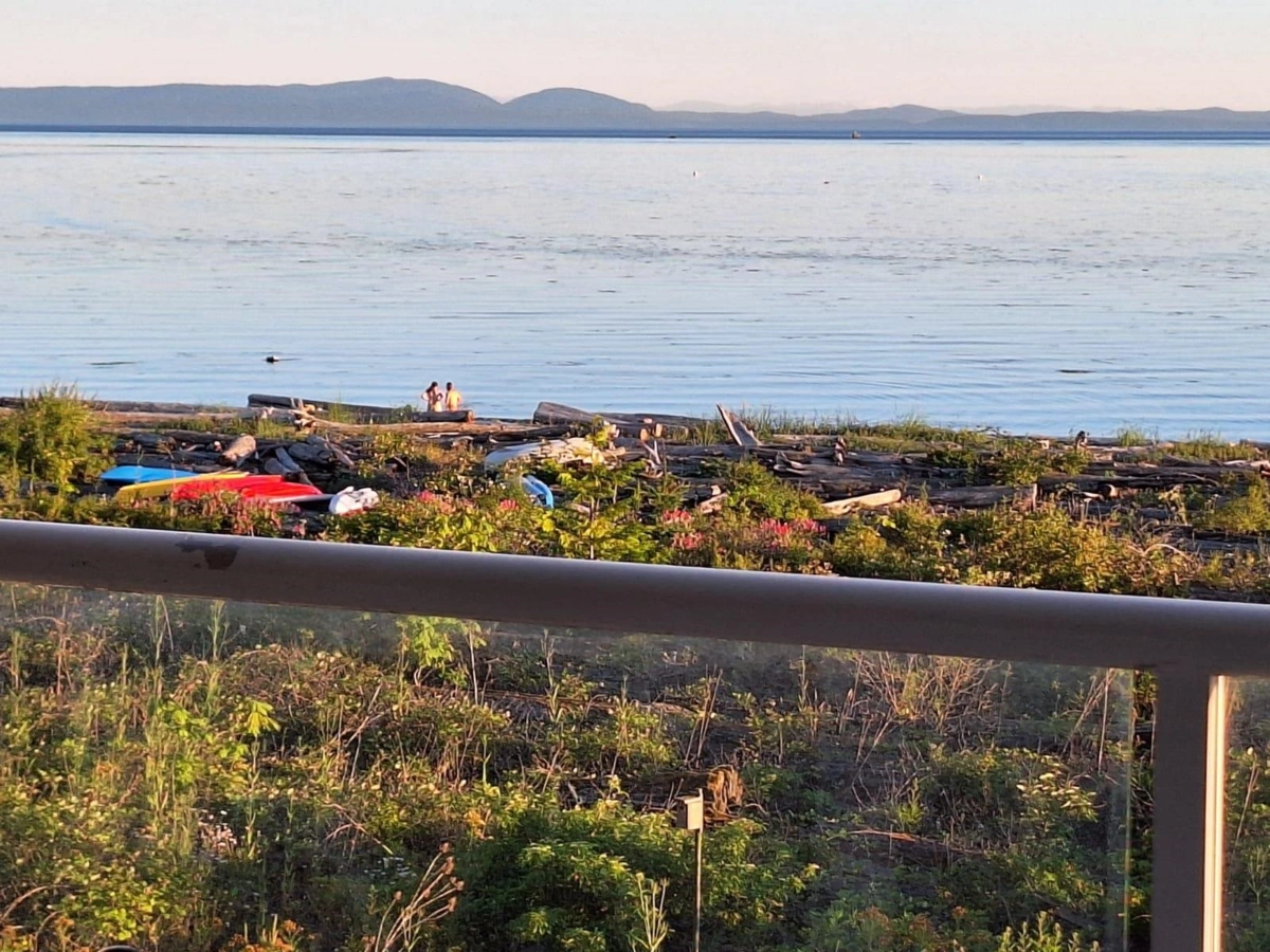 Outdoor Deck Photo of 207 1120 Tsatsu Shores Drive, Tsawwassen, BC