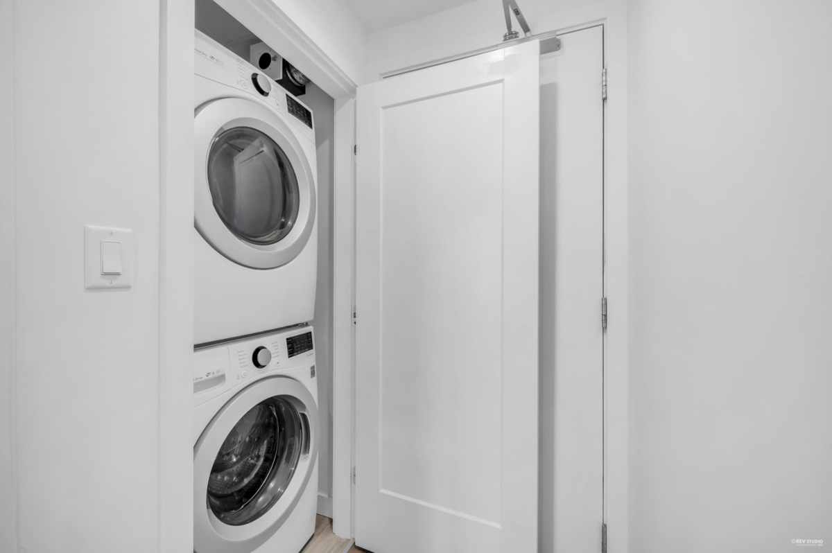 Basement Recreation Room Photo of 1709 2351 Beta Avenue, Burnaby, BC