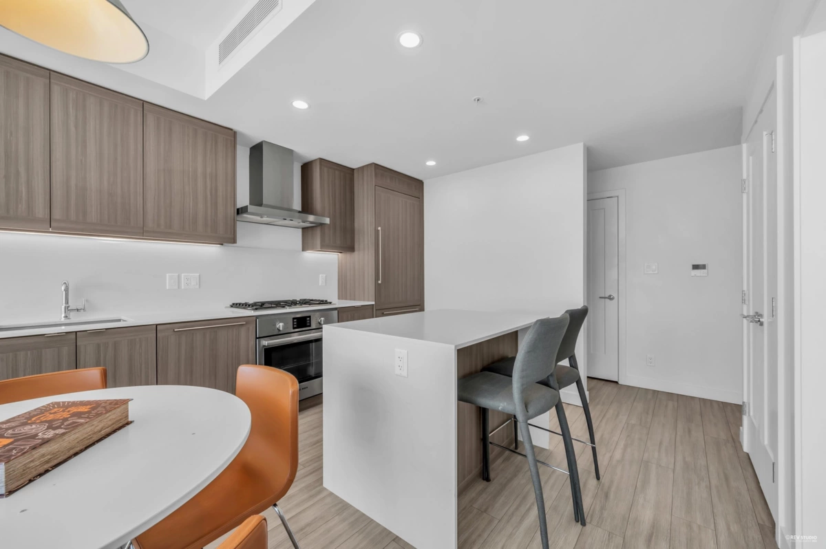 Breakfast Nook Photo of 1709 2351 Beta Avenue, Burnaby, BC