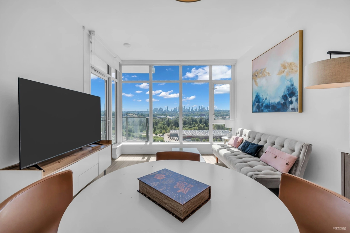 Family Room Photo of 1709 2351 Beta Avenue, Burnaby, BC