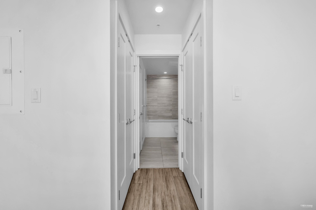 Laundry Room Photo of 1709 2351 Beta Avenue, Burnaby, BC