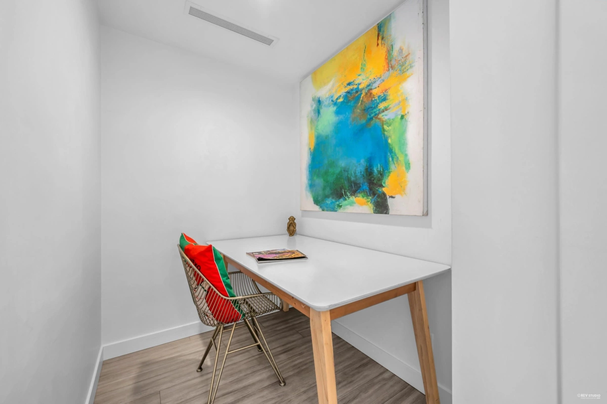 Office / Den Photo of 1709 2351 Beta Avenue, Burnaby, BC