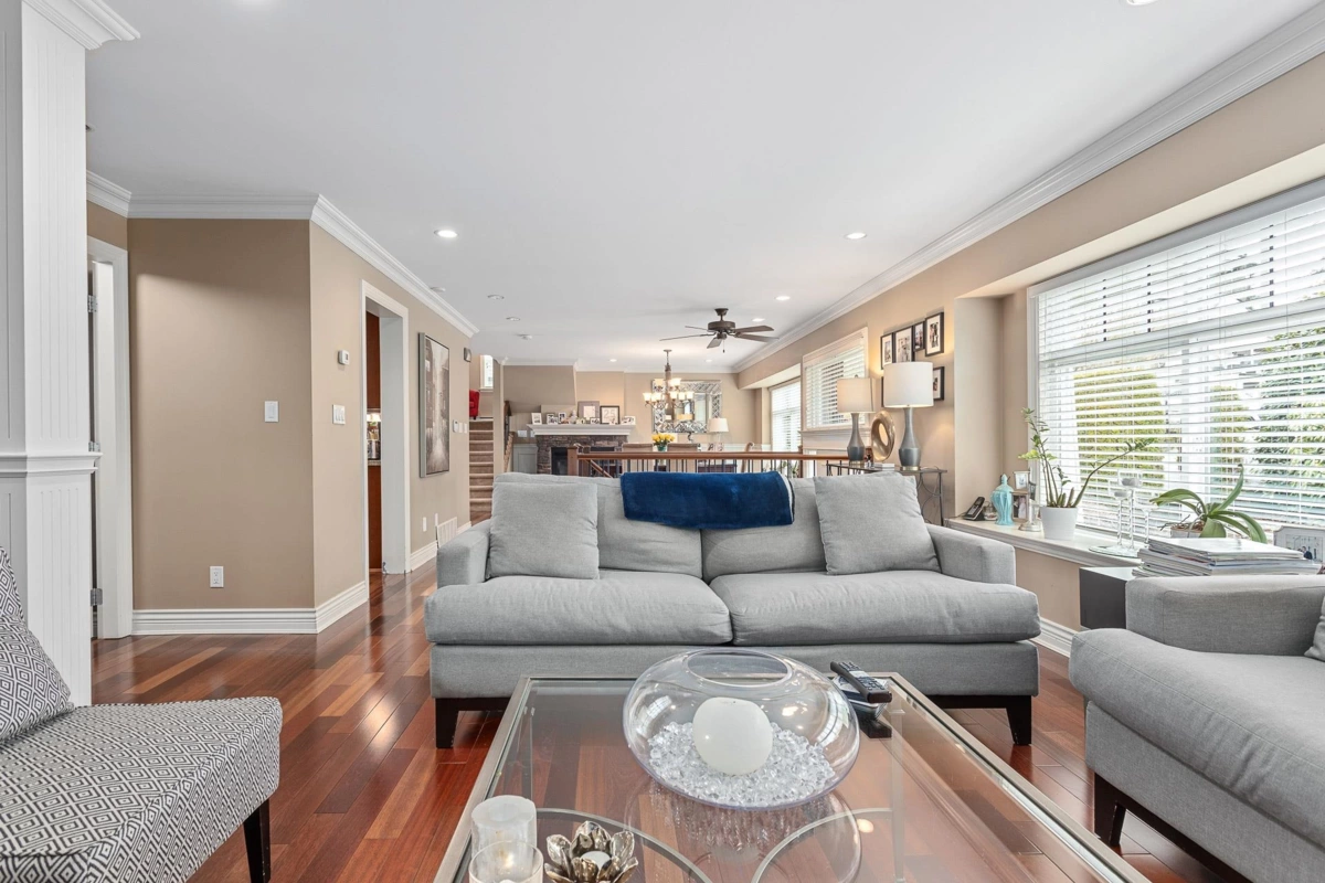 Family Room Photo of 1122 Rochester Avenue, Coquitlam, BC