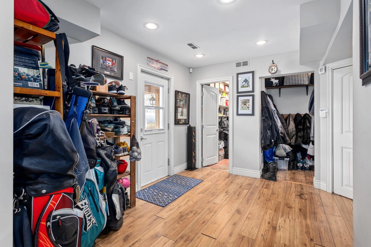 Outdoor Deck Photo of 1122 Rochester Avenue, Coquitlam, BC