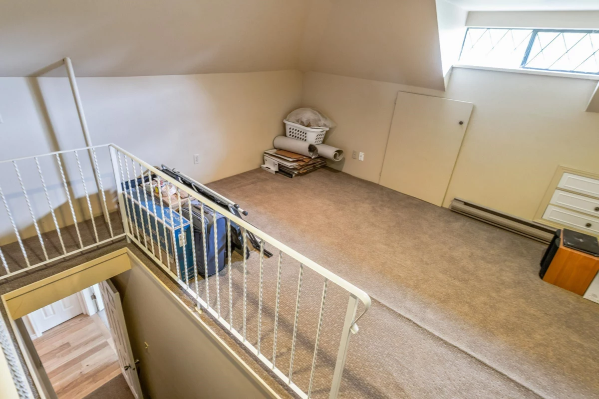 Entry Foyer Photo of 17 6600 Lucas Road, Richmond, BC