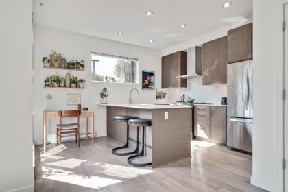 5962 St. George Street, Vancouver, BC, Vancouver — Townhouse for sale