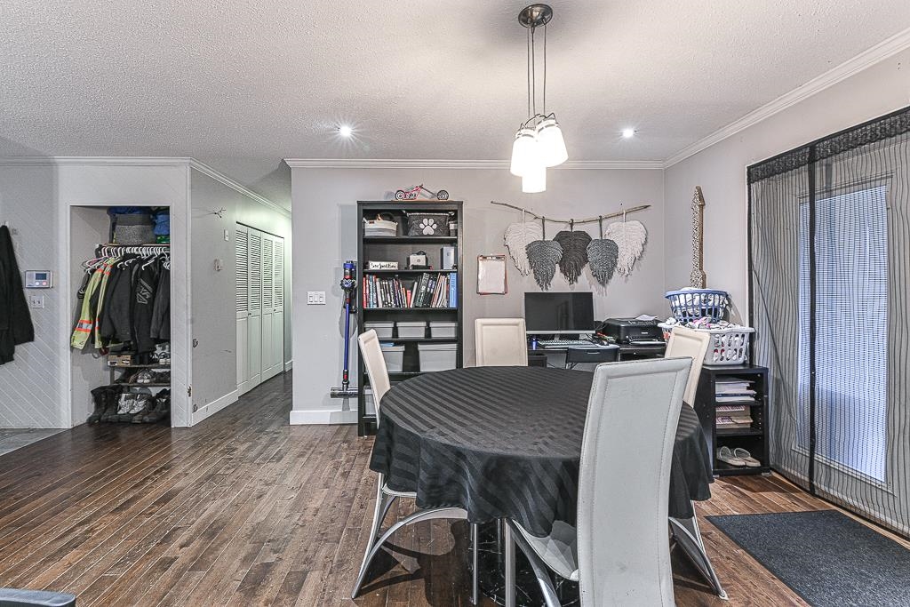 Powder Room Photo of 28712 58 Avenue, Abbotsford, BC