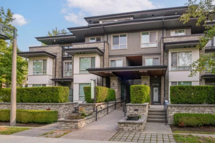 314 7478 Byrnepark Walk, Burnaby, BC, Burnaby — Apartment/Condo for sale