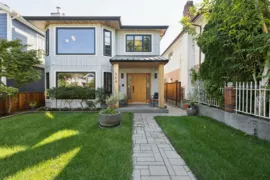 364 E 17th Avenue, Vancouver, BC