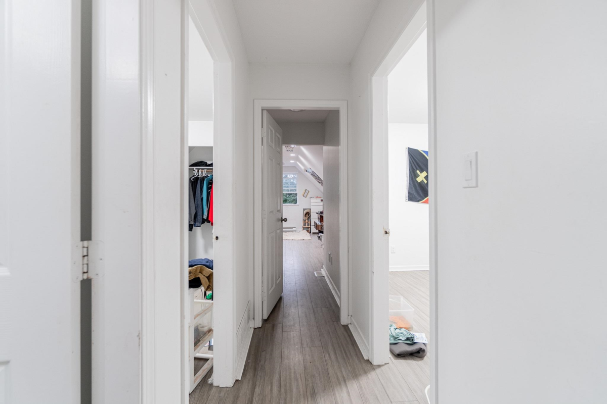 Basement Recreation Room Photo of 9540 Woodward Street, Mission, BC