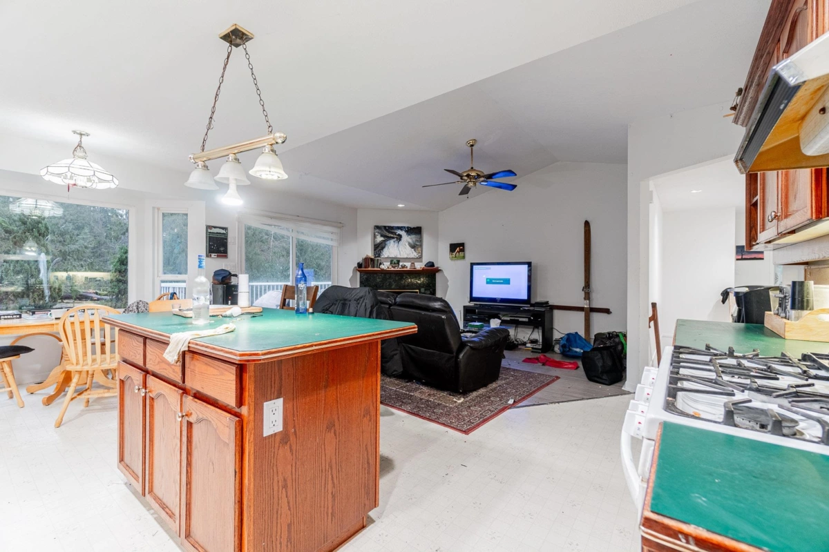 Bedroom 2 Photo of 9540 Woodward Street, Mission, BC