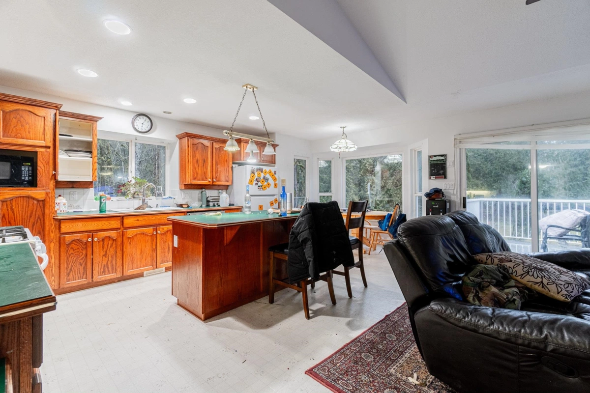 Primary Bedroom Photo of 9540 Woodward Street, Mission, BC