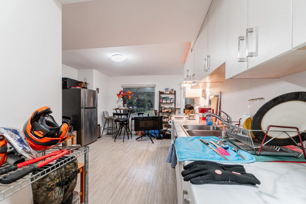 Staircase Photo of 9540 Woodward Street, Mission, BC