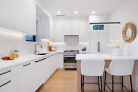 2 1233 E 37th Avenue, Vancouver, BC