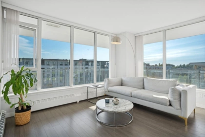 605 3281 E Kent Avenue North, Vancouver, BC